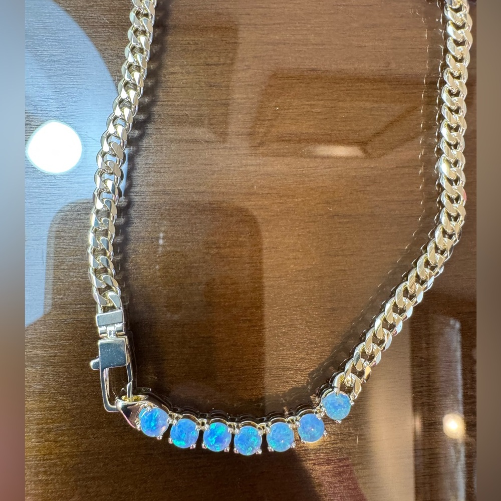 Elegant Gold and Simulated Opal Necklace - Picture 8 of 10